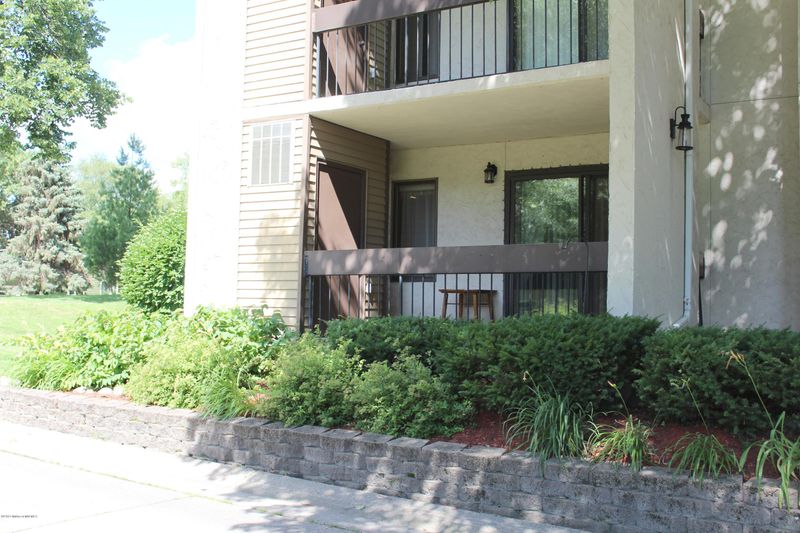 200 Willow Ct #1d, Fergus Falls, MN 56537