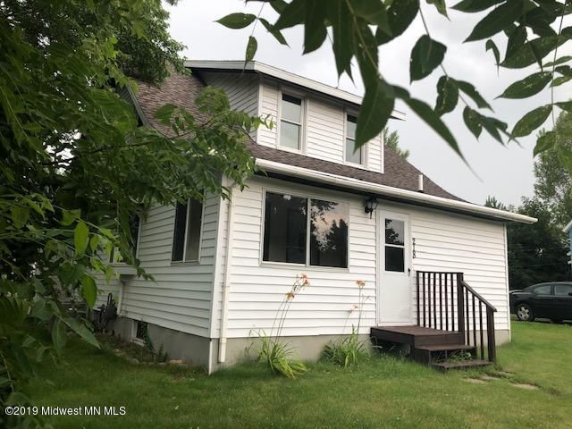 218 Walker Ave S, New York Mills, MN 56567