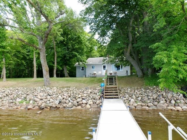 32689 380th St, Dent, MN 56528