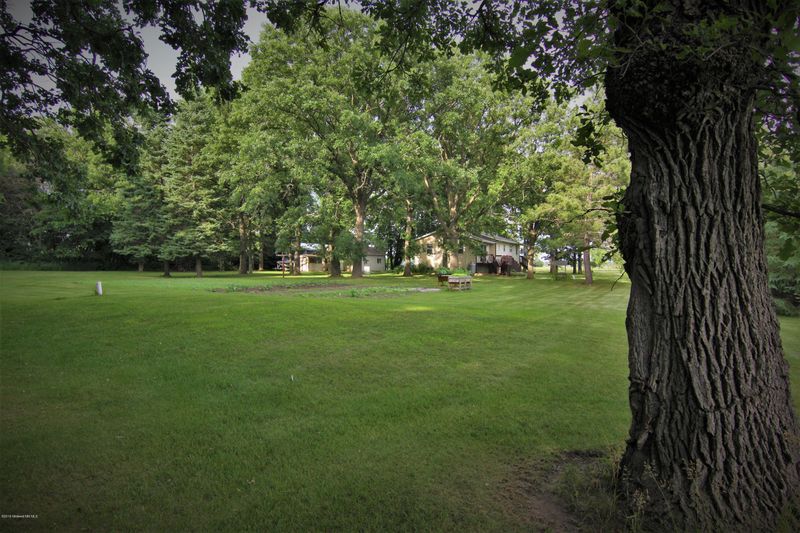10869 185th Ave, Verndale, MN 56481