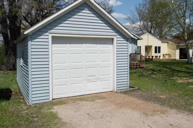 815 E Cherry Ave, Fergus Falls, MN 56537