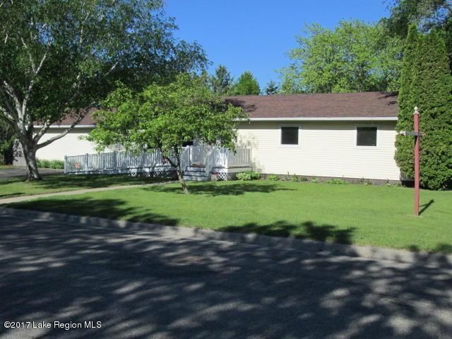 812 4th Ave SW, Perham, MN 56573