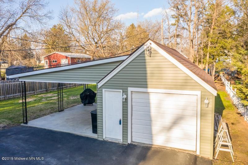 1215 Roosevelt Ave, Detroit Lakes, MN 56501