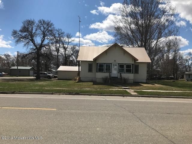 211 East Main St, Bertha, MN 56437