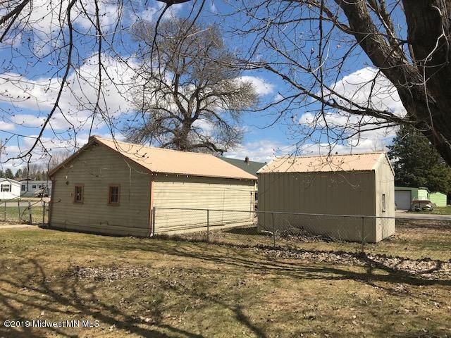 211 East Main St, Bertha, MN 56437