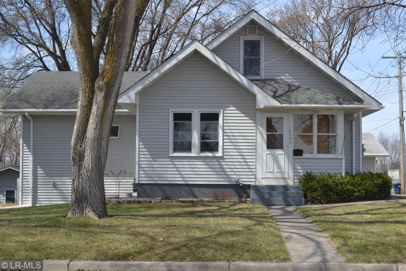 1209 N Oak St, Fergus Falls, MN 56537
