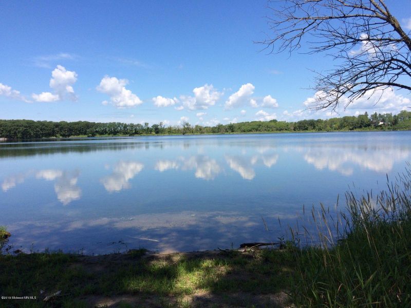 41637 456th St, Perham, MN 56573