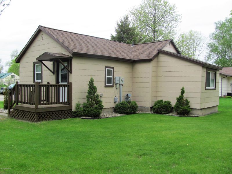 114 Cedar Ave NW, Wadena, MN 56482