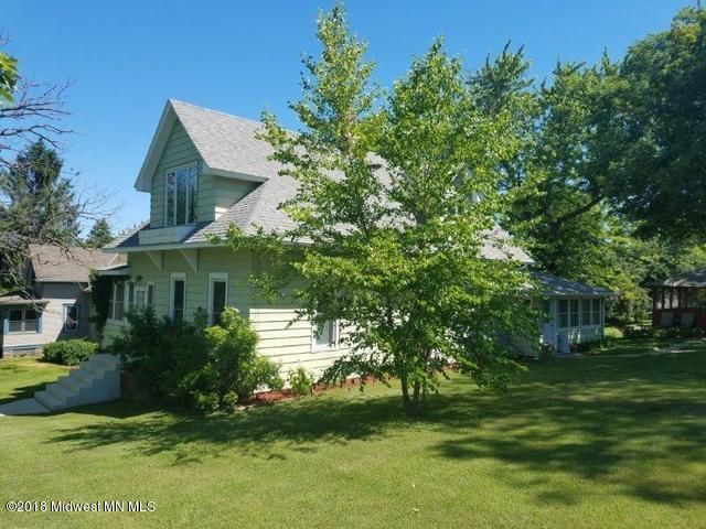 202 Lake Ave N, Battle Lake, MN 56515