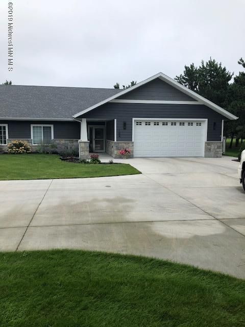 104 Thumper Pond Dr, Ottertail, MN 56571