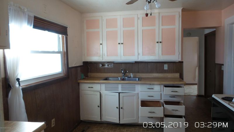 712 E Channing Ave, Fergus Falls, MN 56537