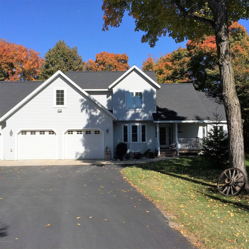 27189 Timber Hills Rd, Battle Lake, MN 56515