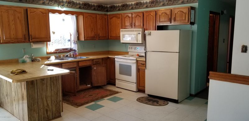 106 Thompson St, Verndale, MN 56481