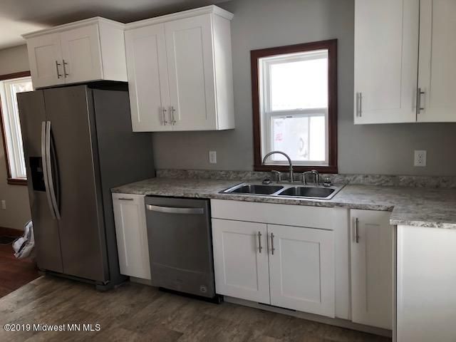 216 W Nowell St, New York Mills, MN 56567