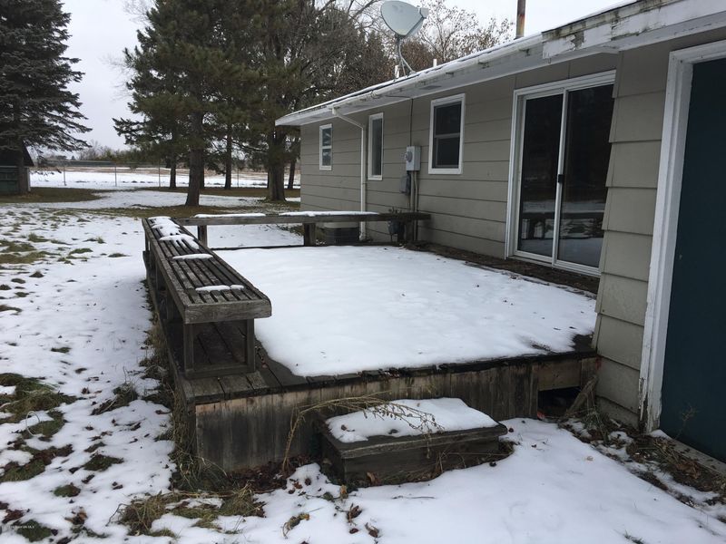 805 9th St SW, Wadena, MN 56482