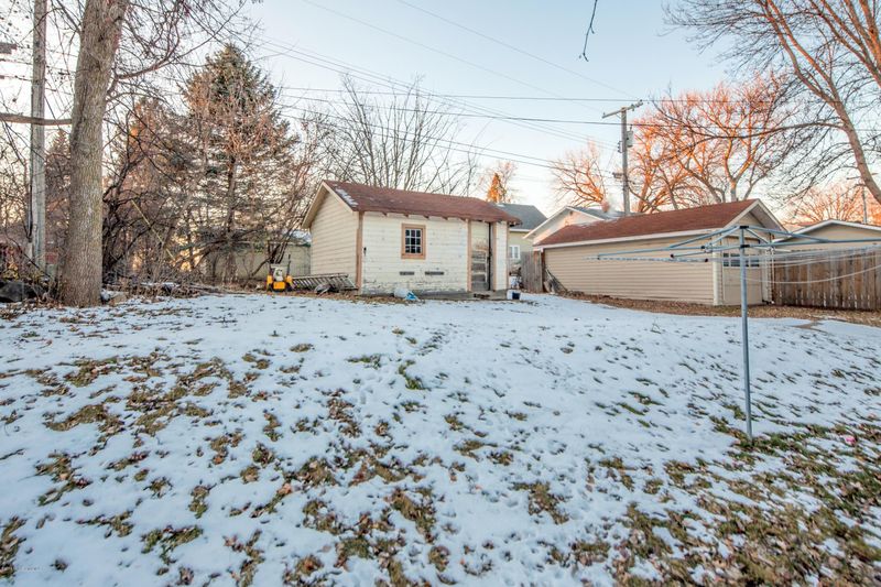 715 N Cleveland Ave, Fergus Falls, MN 56537