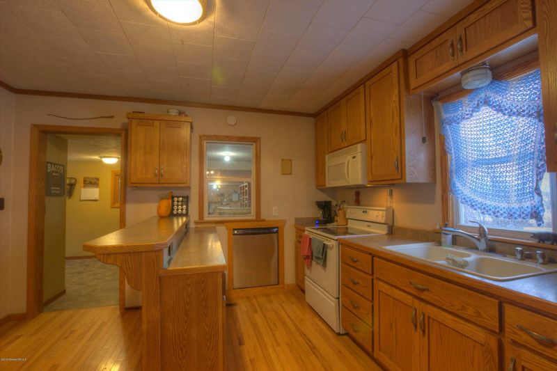 1742 330th Ave, Rothsay, MN 56579