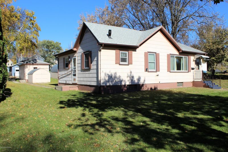 210 W Channing Ave, Fergus Falls, MN 56537