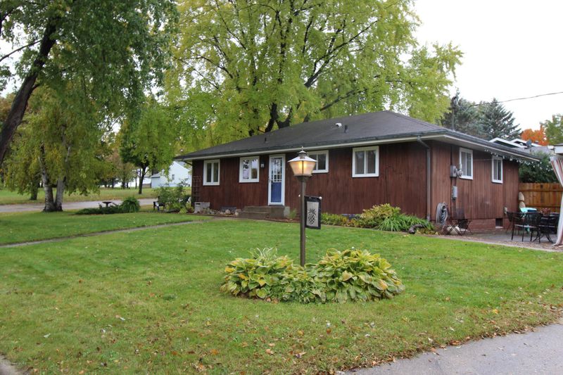 529 E St Charles Ave, Fergus Falls, MN 56537