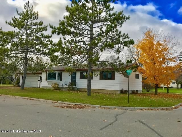 202 6th Ave SE, Perham, MN 56573