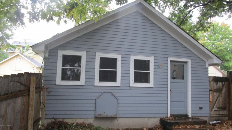 312 E Vasa Ave, Fergus Falls, MN 56537