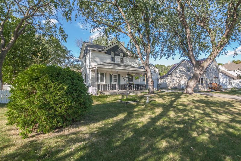544 Spruce St, Fergus Falls, MN 56537