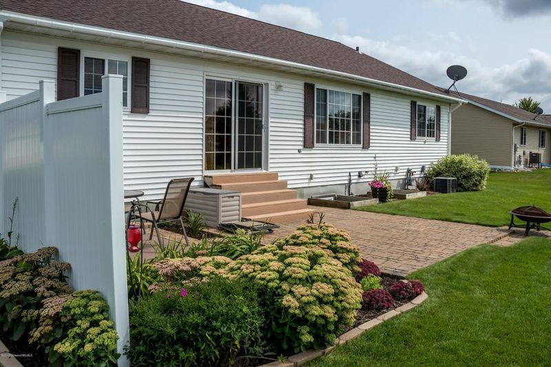 1009 5th Ave NW, Perham, MN 56573