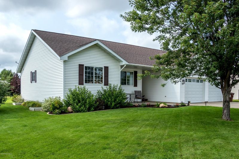 1009 5th Ave NW, Perham, MN 56573