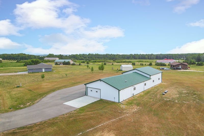 47135 Wintergreen Rd, Perham, MN 56573