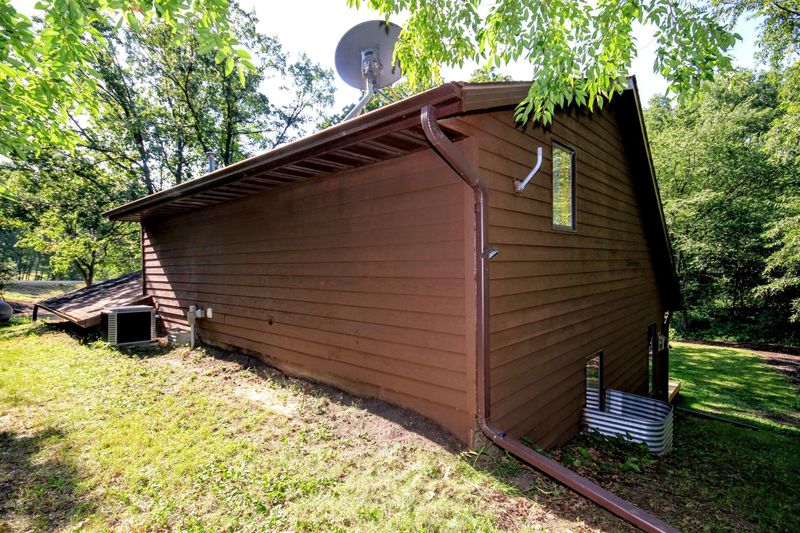 31793 275th Ave, Erhard, MN 56534