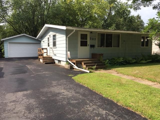 227 Jackson Ave SW, Wadena, MN 56482
