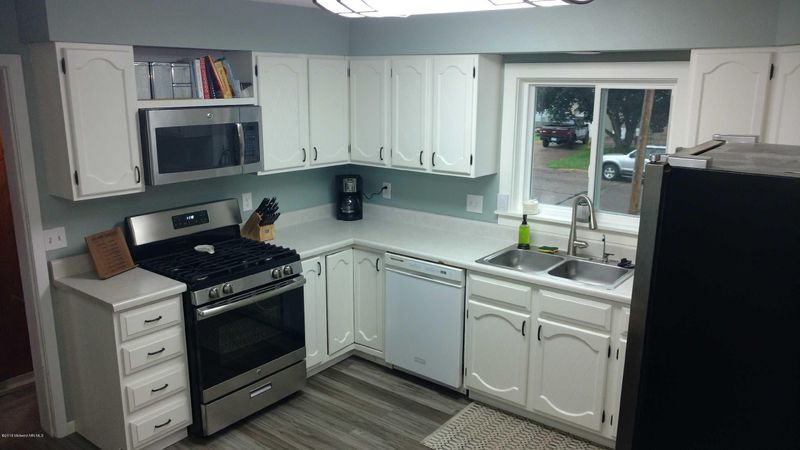 907 N Buse St, Fergus Falls, MN 56537