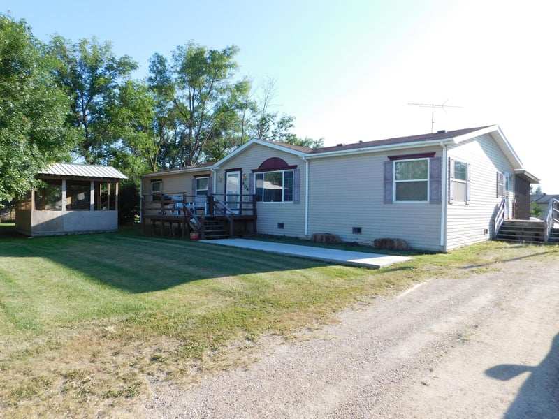 404 Main St, Foxhome, MN 56543