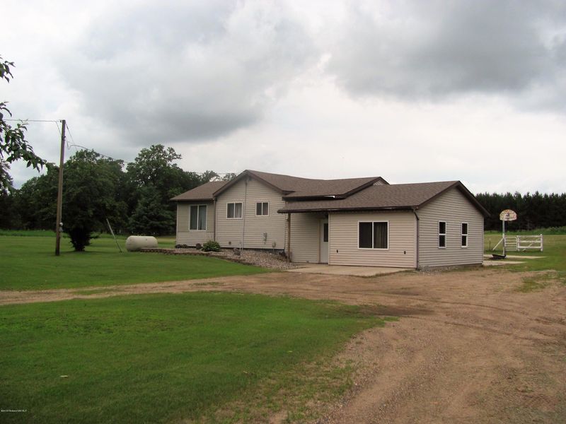 11804 170th St, Wadena, MN 56482