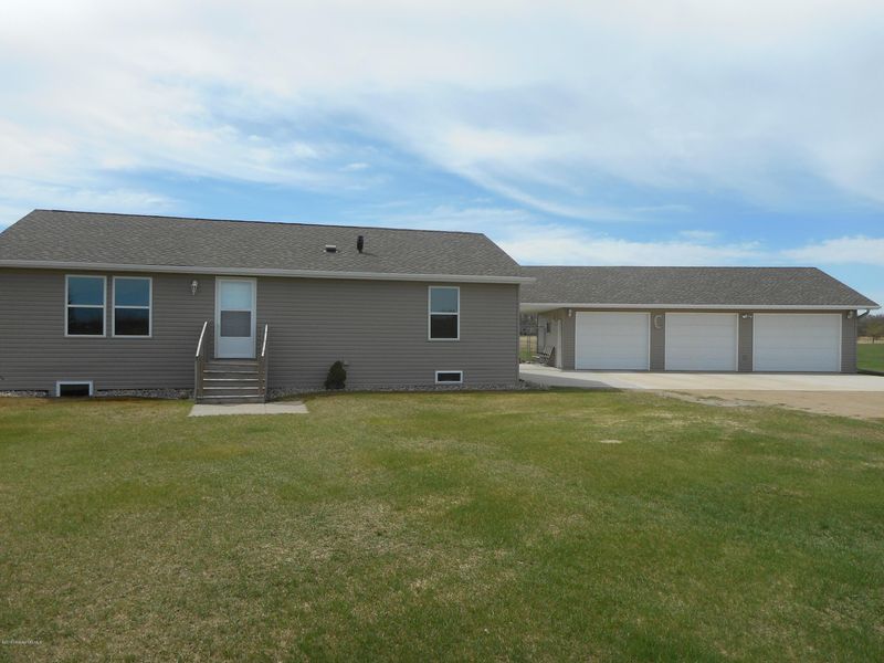 46186 Co Hwy 14, Perham, MN 56573