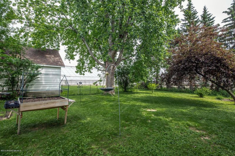 809 Willow St W, Detroit Lakes, MN 56501