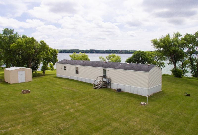 20730 Old Town Trl, Clitherall, MN 56524