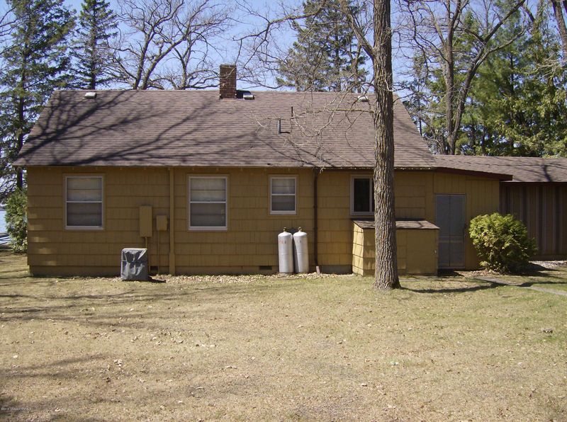 46757 Benny Ln, Perham, MN 56573