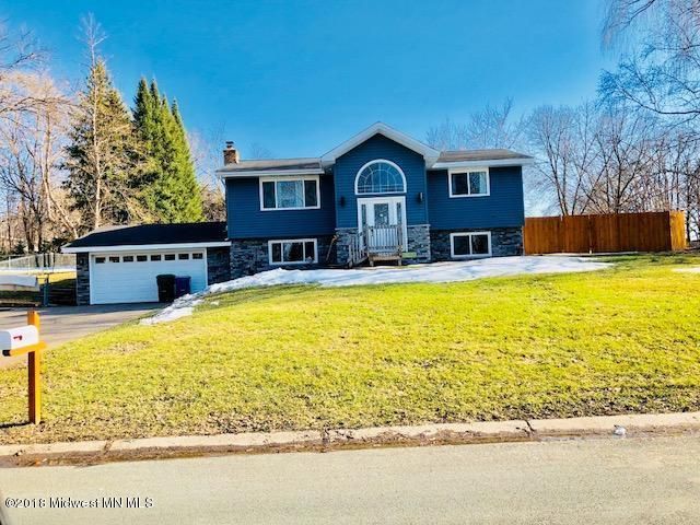 16631 N 86th Ave, Maple Grove, MN 55311