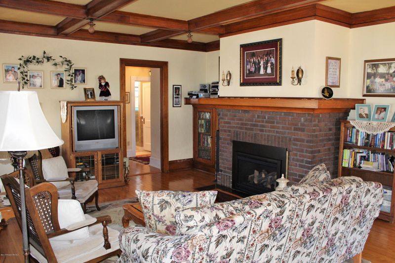 702 E Lakeside Dr, Fergus Falls, MN 56537
