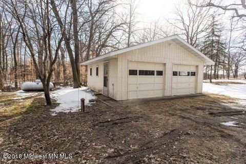 38331 Country Estate Rd, Battle Lake, MN 56515