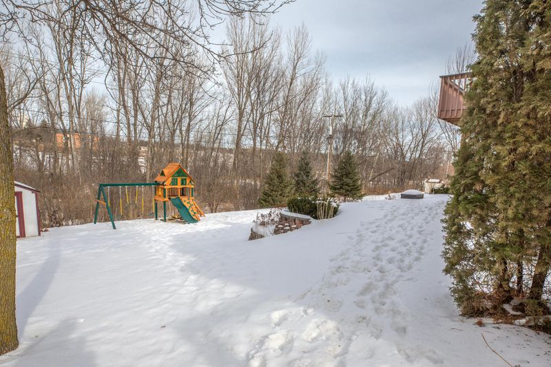 125 E Hillside Ave, Fergus Falls, MN 56537