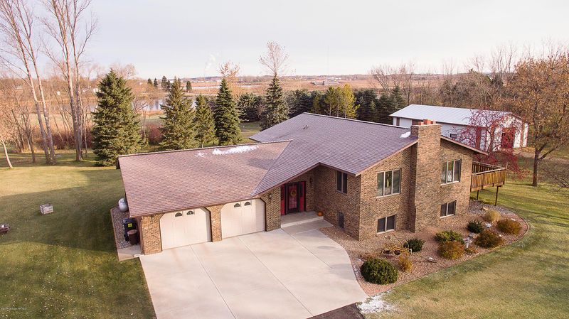 1113 Goose Dr, Fergus Falls, MN 56537