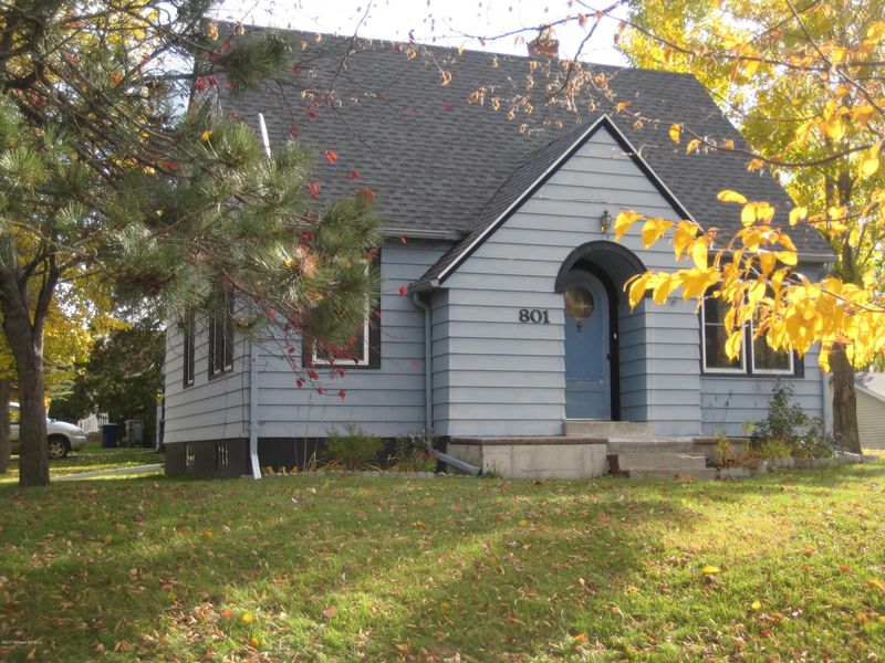 801 S Sheridan St, Fergus Falls, MN 56537