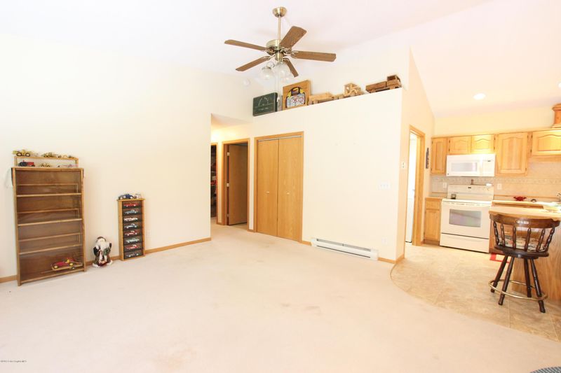 920 E Summit #2, Fergus Falls, MN 56537