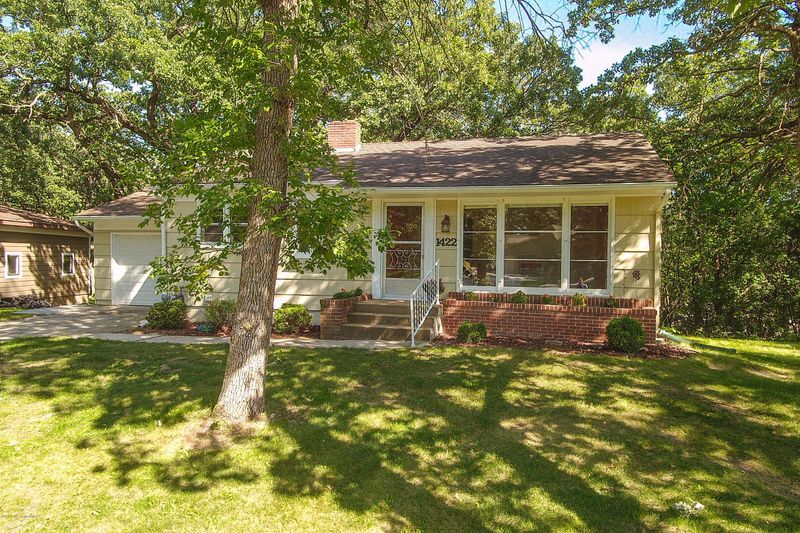 1422 Minnesota Ave, Fergus Falls, MN 56537
