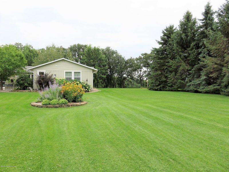 105 Long St, Ottertail, MN 56571