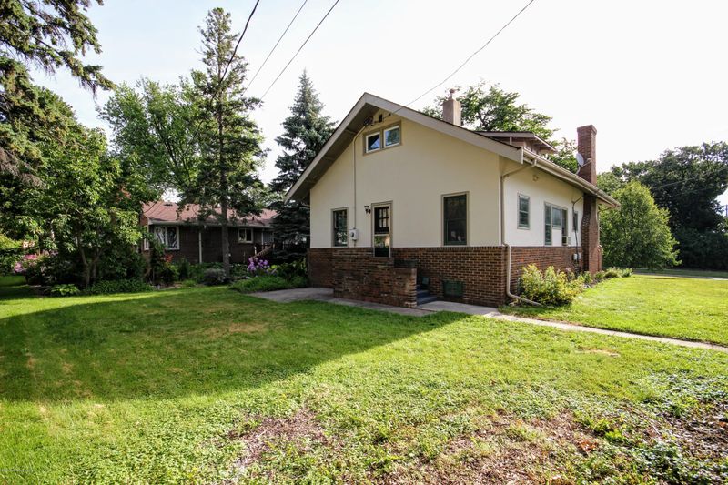 117 N Broadway, Fergus Falls, MN 56537
