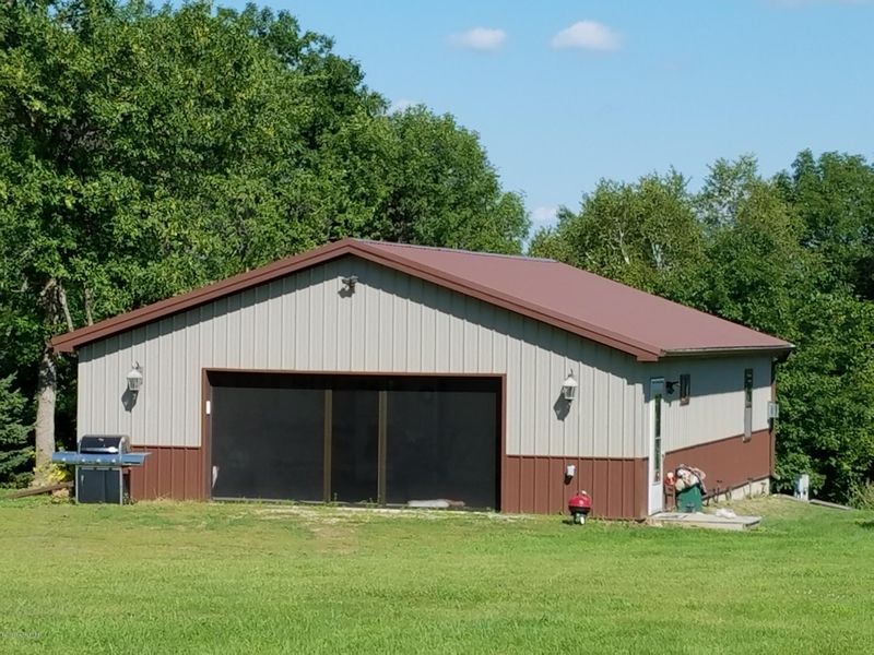 41390 Dove Ln, Dent, MN 56528
