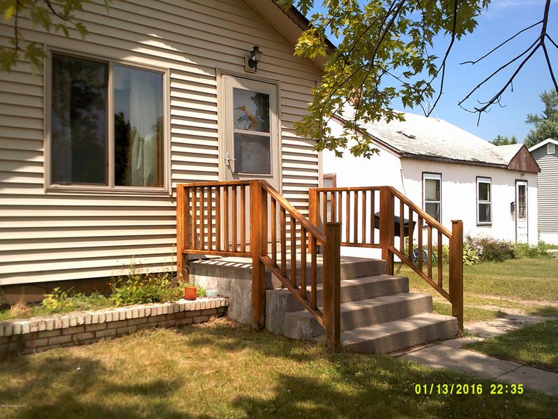 509 4th St NW, Wadena, MN 56482